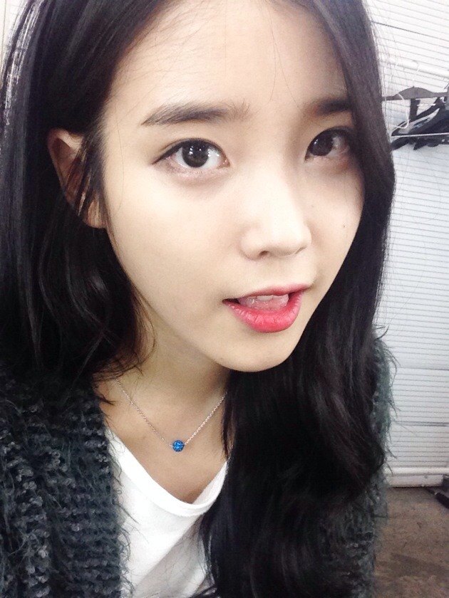 Dear.IU — IU selfies/selcas/셀카 #1