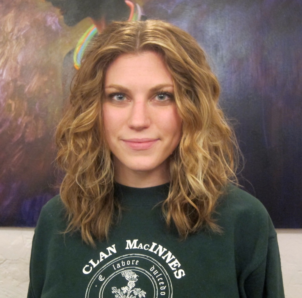 Seagull Beautiful Naturally Curly Shoulder Length Haircut