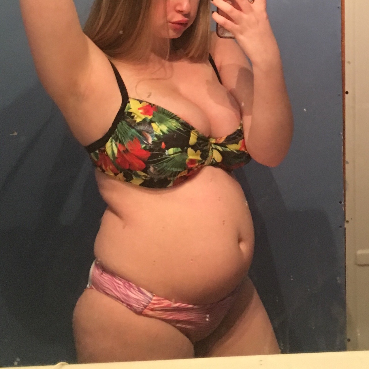 Sexy Big Belly Girl Bloatedbbygirl Holy Shit I
