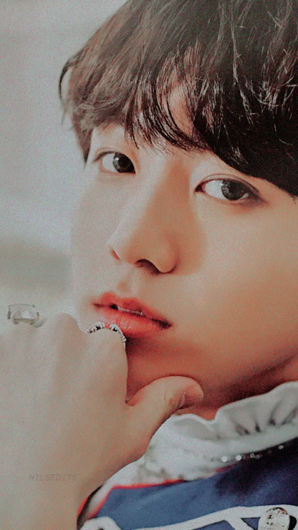 nilsedits:jungkook  lockscreens❀ do not repost my edits!♡ like...