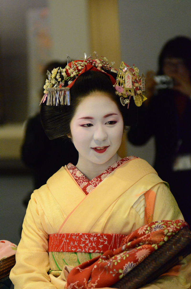 oiran-geisha: Ichitomo’s timeline: 1/2010,... - A blog about the maiko ...