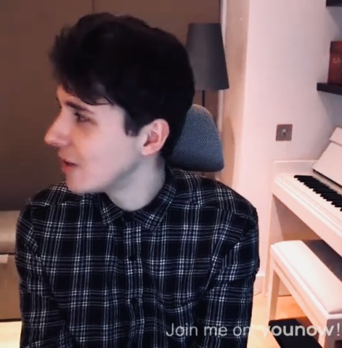 phancakeshowell:Dan’s liveshow 16/01/18