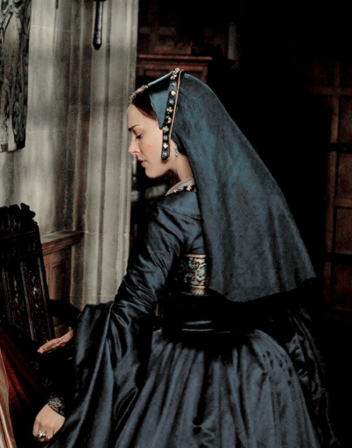 thefreakyfun:THE OTHER BOLEYN GIRL PICS 16/32