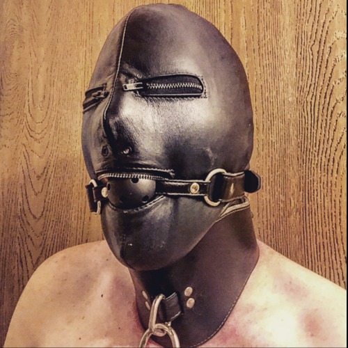 maximumkinkster:Bondage is the only way to go. Sexy, kinky,...