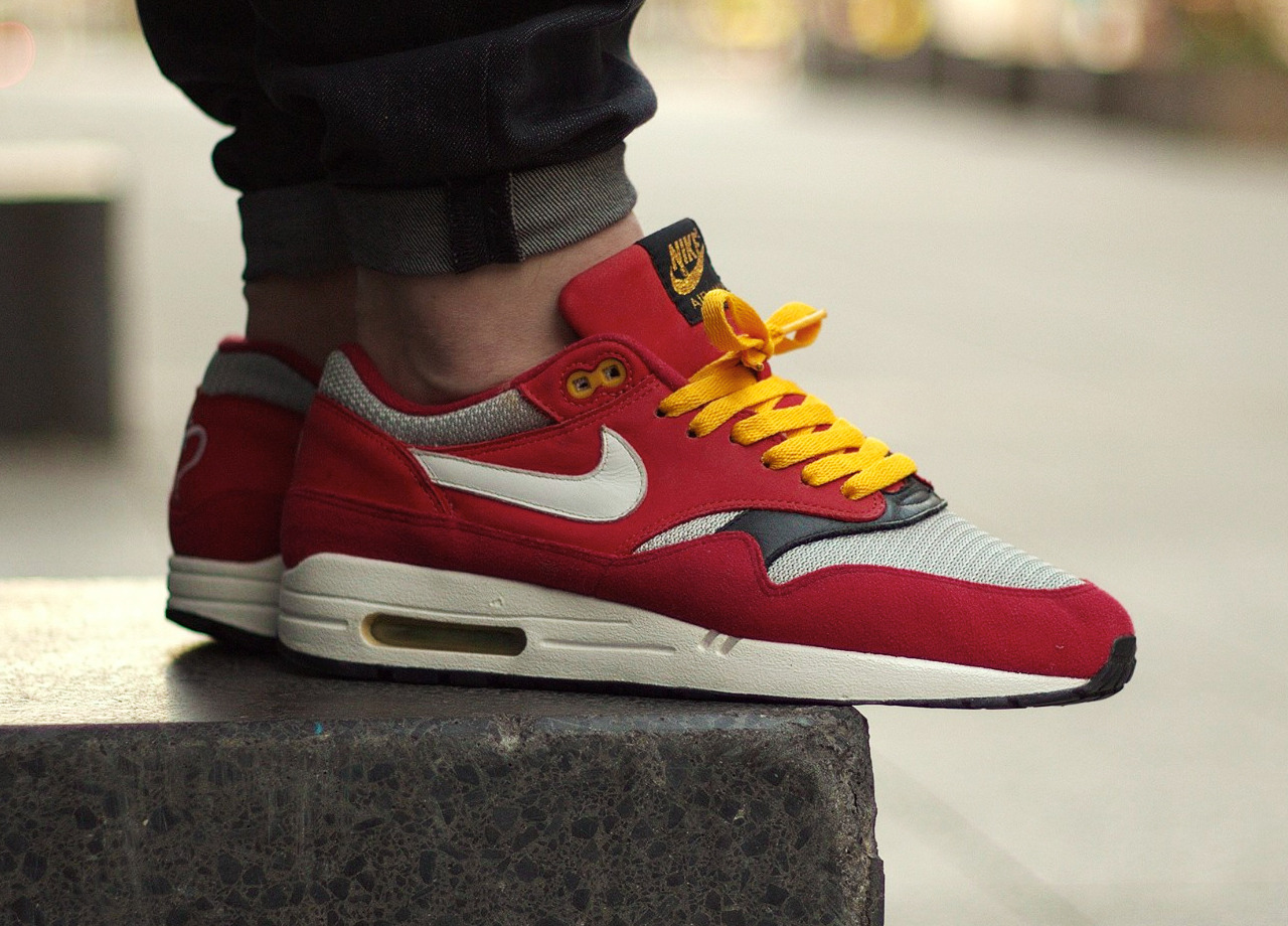 Nike Air Max 1 'Urawa Dragon' (by Alexander – Sweetsoles NIKE AIR MAX 1 'URAWA' 'URAWA DRAGONS' AIR MAX 1 'URAWA