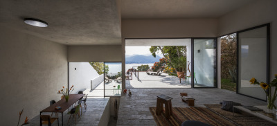 ombuarchitecture:<br /><br />Casa Mestre<br />Valle de Bravo • México<br />by Dellekamp<br />via Plataforma Arquitectura<br />