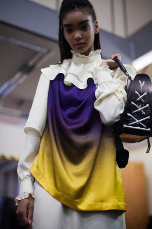 j.w. anderson backstage fw18 fall 2018 rtw London Fashion Week lfw fashion woc gg ines oussaidi