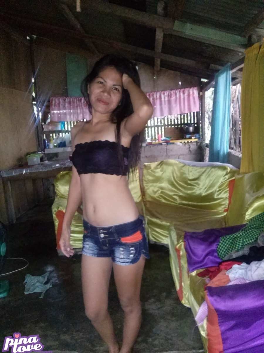 Pinay filipina bar girl gets fucked