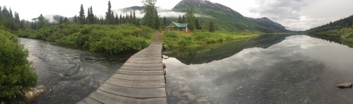 cabinporn:Somewhere between Anchorage and Healy,...