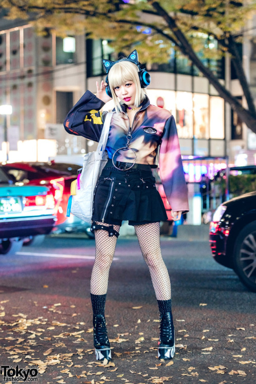 tokyo-fashion:Kyoto-born J-Pop singer Asachill on the street...