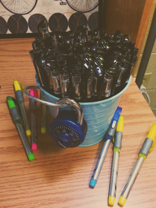 studspo studyblr study pens hoarder