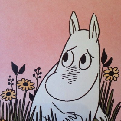 picture of a nervous looking Moomintroll from the comic
