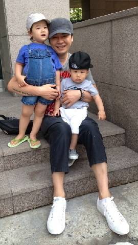 Prove Me Wrong • “YGE CEO - Yang Hyun Suk poses with his daughter...