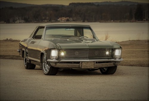 rebelsmachine:1964 Buick Riviera …