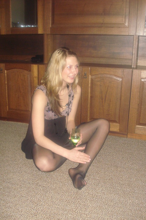 Pantyhose Candids