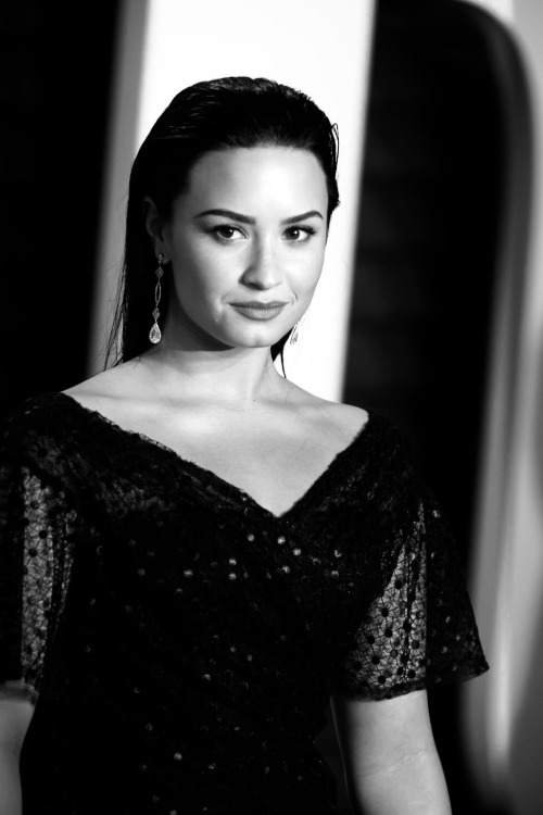 demetria lovato.  - Página 21 Tumblr_o3c8fnsP7s1sf6i76o1_500