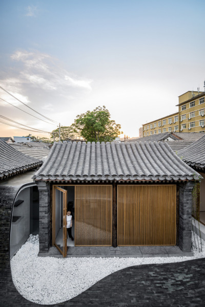 Twisting Courtyard / ARCHSTUDIOph: Wang Ning, Jin Weiqi