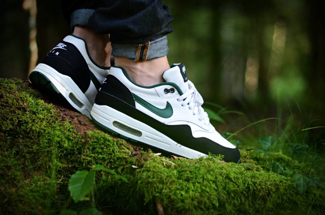 air max forest green