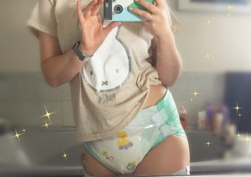 softestsmolbean:Enjoying my lovely #SoftSunday time padded up...