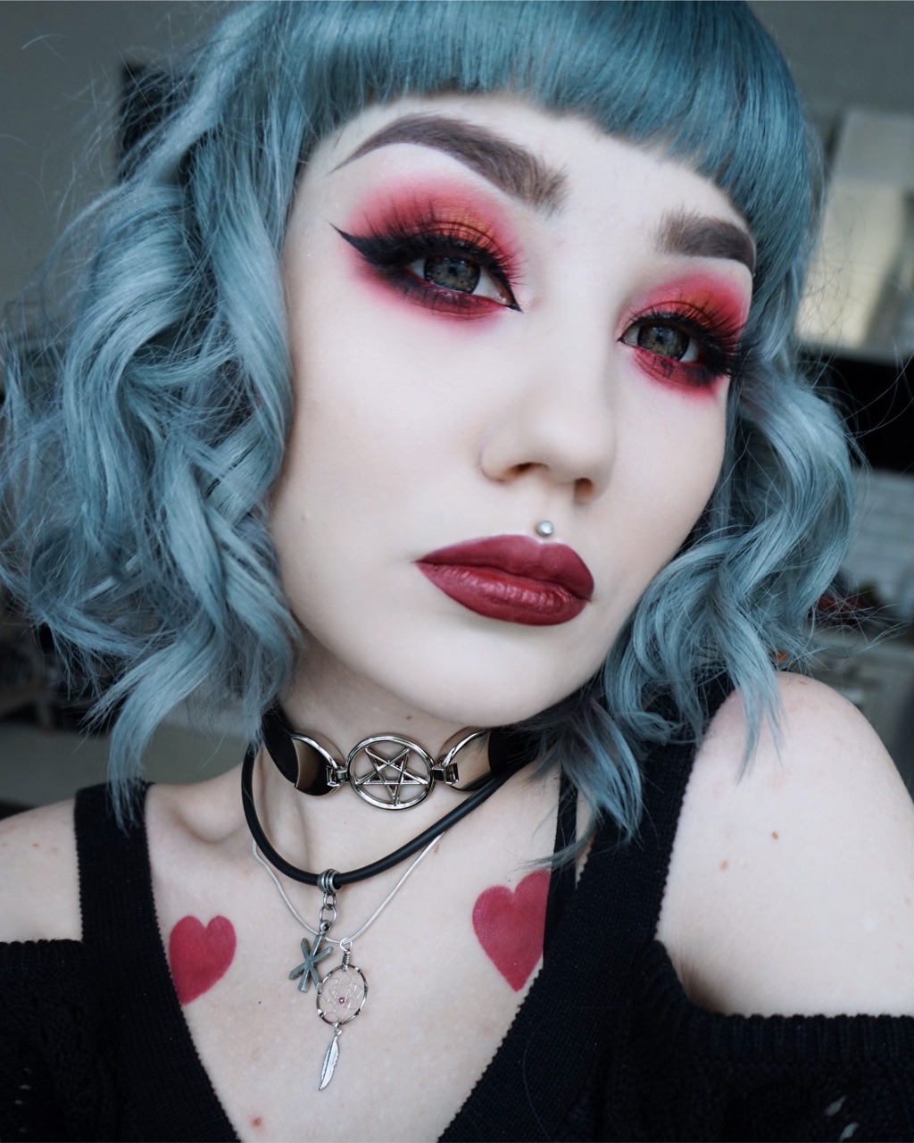 Goth Princess — faketeeth: Red for filth