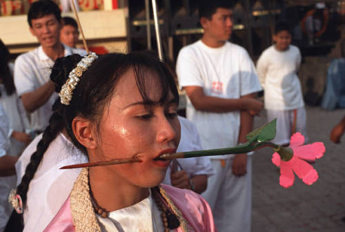 mademoiselleclipon:Thailand’s Vegetarian Festival /  by Peter...