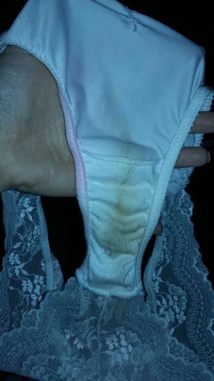 filthypantysub:2 days wearing the same panties .. feeling...