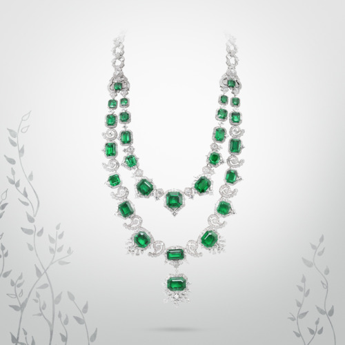 Van Cleef & Arpels Émeraude en majesté necklace, “Peau...