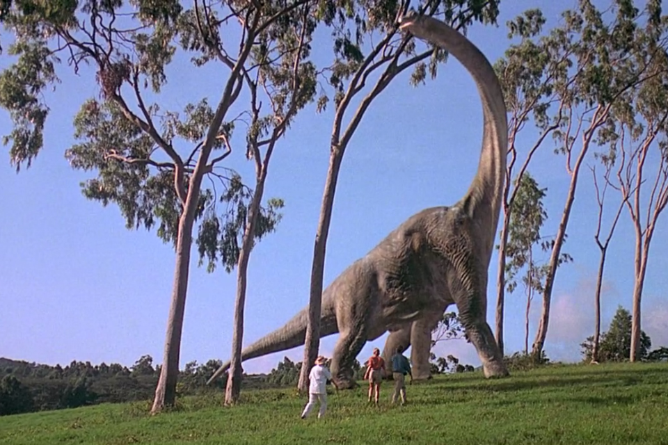 large dinosaur in jurassic park 3