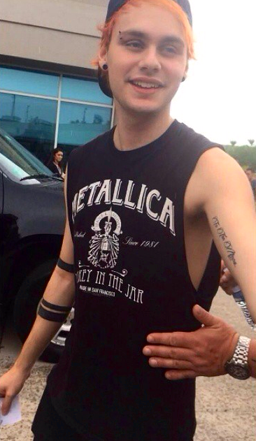 Favourite Outfits 1 Orange Hair Snapback