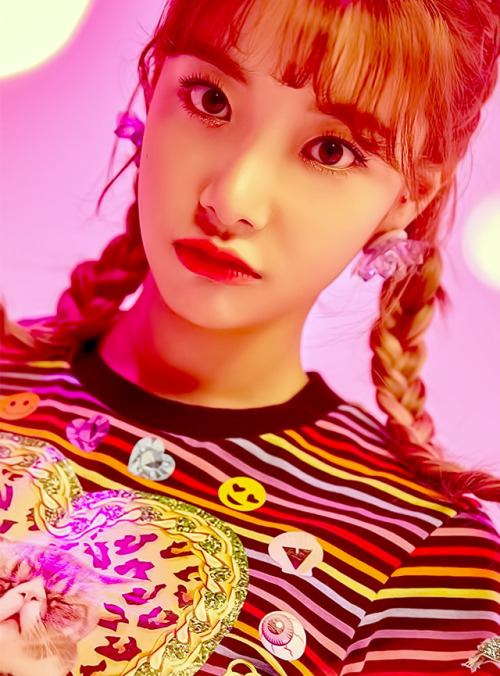 shinyoonjos:[teasers] uni.t ○  begin with the end 