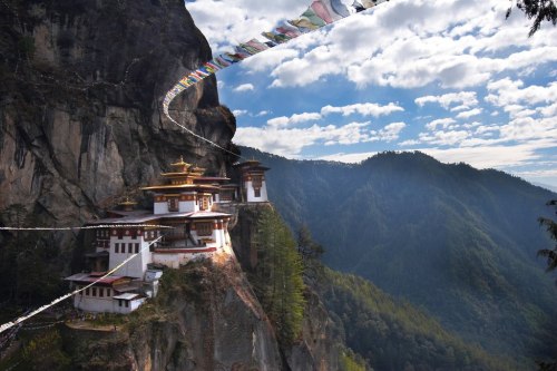 coolarchitecturephotography:Paro Taktsang, the Tiger’s Nest....