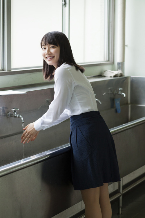 Riho Yoshioka