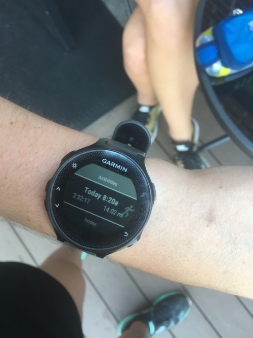 chelseaontherun:macaristic:14 miles done! and it wasn’t...