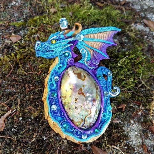 sosuperawesome:Crystal Dragon Pendants / Pocket...