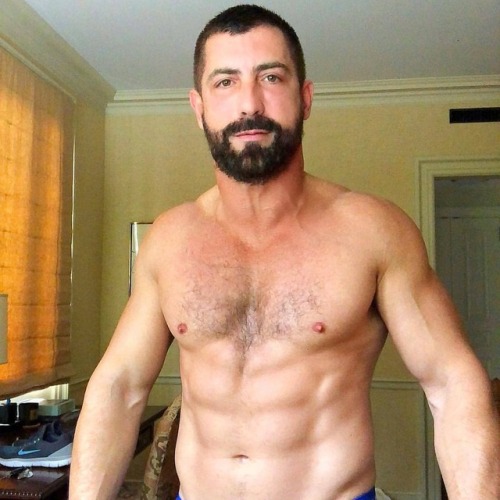 beardedhairyscruffhunks:@martin_cis is the 3rd most popular...