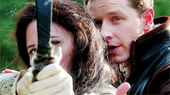 Výsledek obrázku pro snowing ouat gif