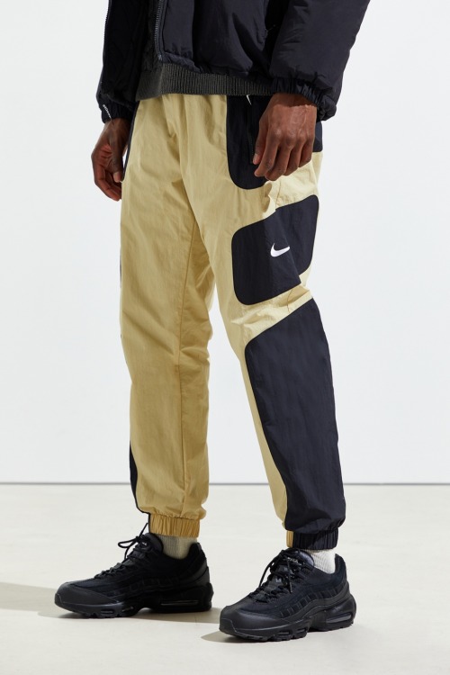 Nike Reissue Woven Track Pant 