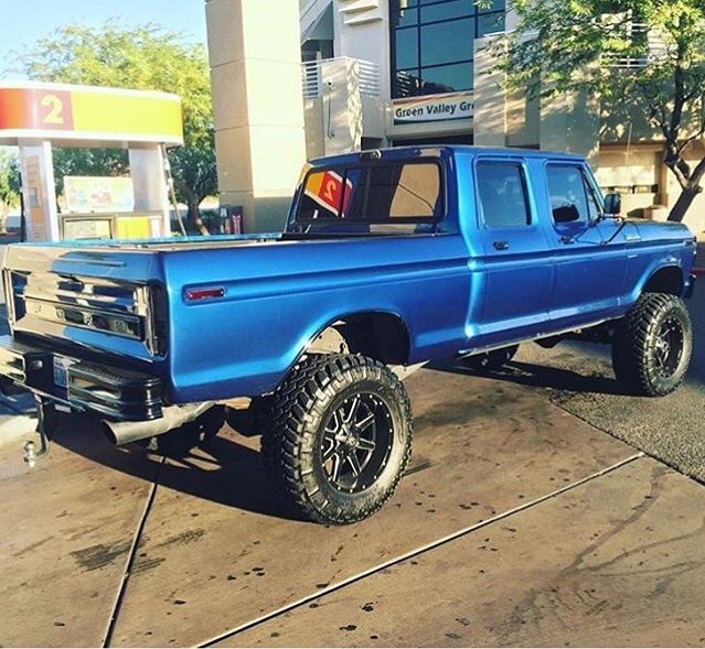 Hot Rods And 4x4s Nice Paint Job On A Old Ford 4x4