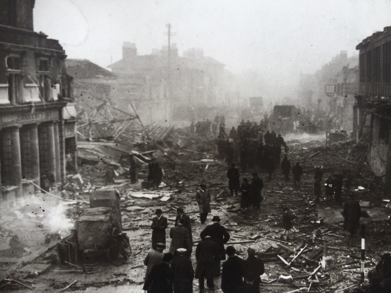 Bomb damage in Peckham’s Hanover Park in 1943 | THE PECKHAM PECULIAR