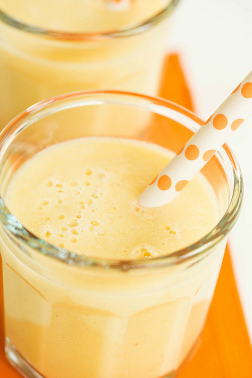 guardians-of-the-food:Mango-Banana Smoothie