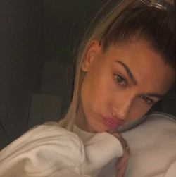 Hailey Baldwin Icon Tumblr