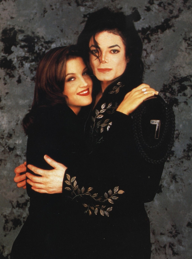 michael-jackson-and-wife-lisa-marie-presley-eclectic-vibes