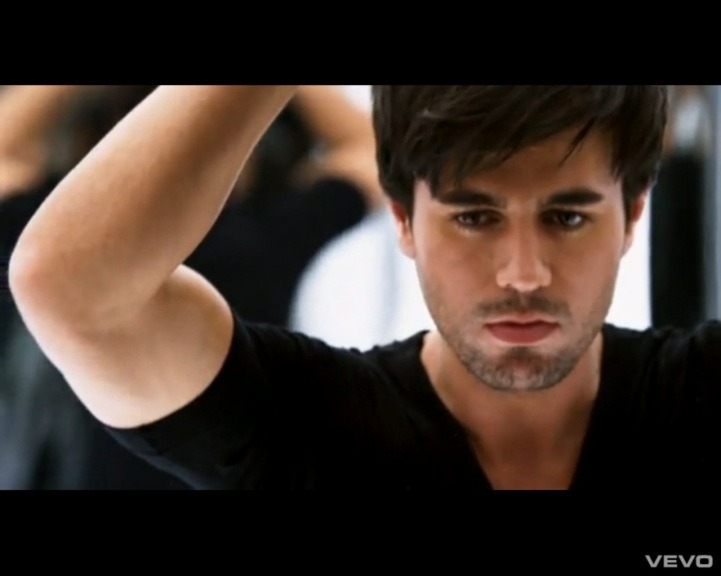 Who S Bad Heartbeat By Enrique Iglesias Ft Nicole