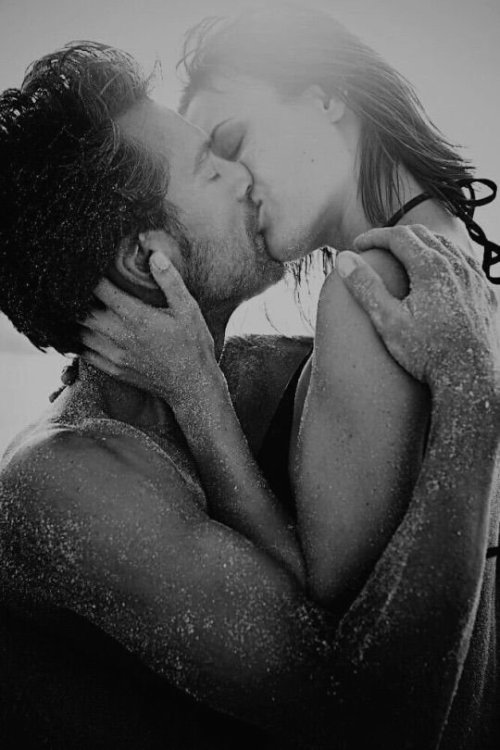 aparadox-she-is