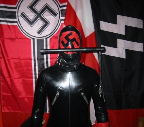 berksbondage:Rubber Nazi