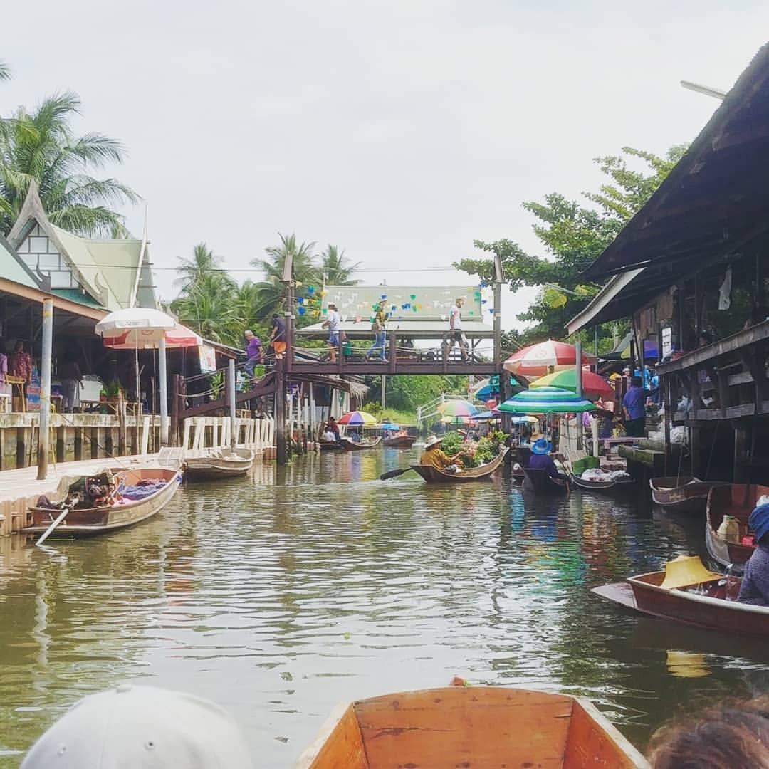 Vitesse datant de Bangkok correspondant