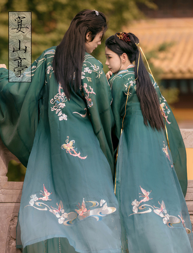 Hanfugallery Chinese Hanfu For Couples By 宴山亭 The Heart That Doth But Crave More Having Fed 0389