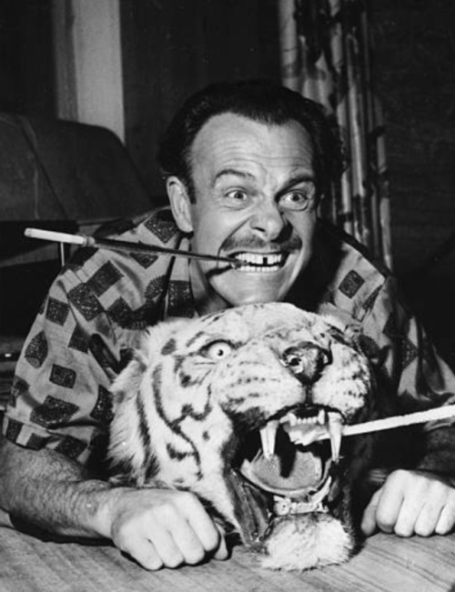 oldshowbiz:Terry-Thomas