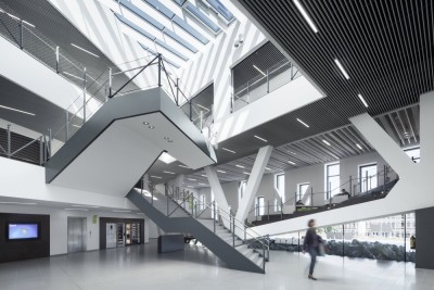 ombuarchitecture:<br /><br />Hörsaalgebäude Osnabrück (college campus)<br />Barbarastraße • Osnabrück • Germany<br />By Benthem Crouwel Architects<br />via archdaily<br />