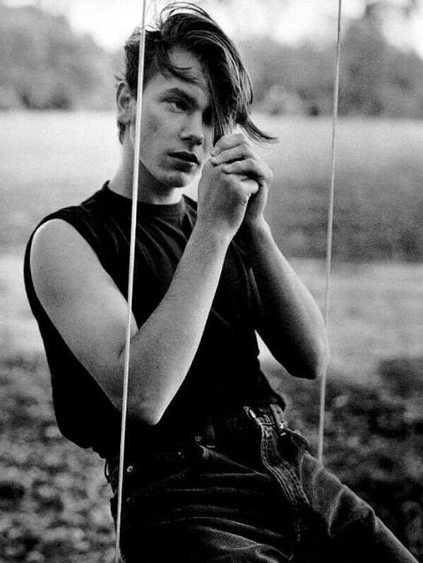 lovesunsetroyal: River Phoenix for Vogue Magazine,... - River Phoenix ...